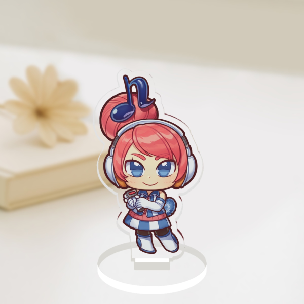 Akikoloid Standee