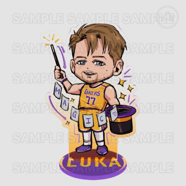 Luka Standee