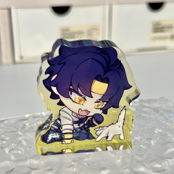 Harumasa Thick Acrylic Stand