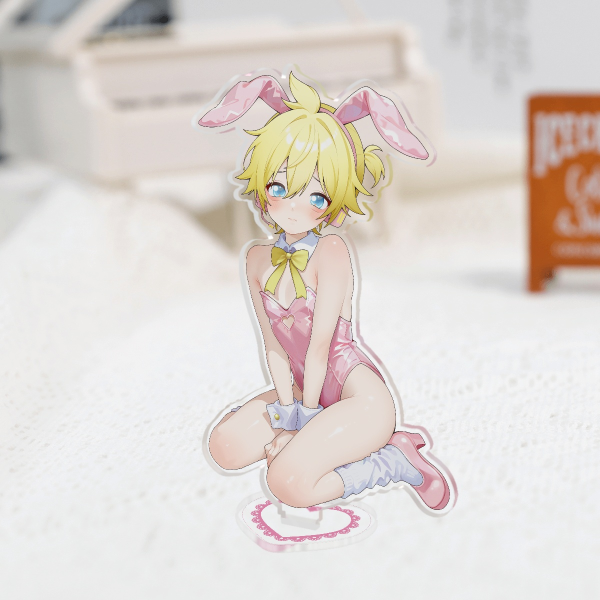 Bunny Len standee ★