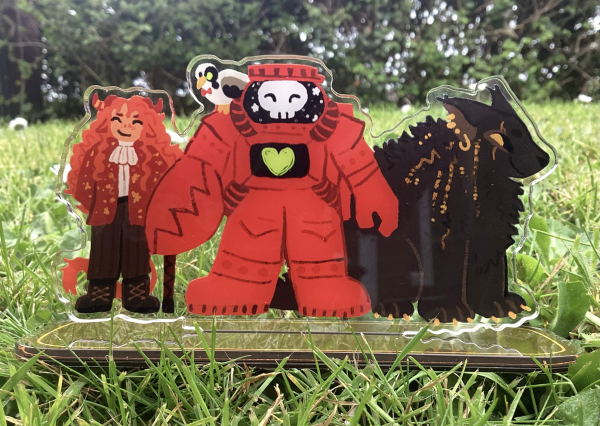 Mort and Family Standee