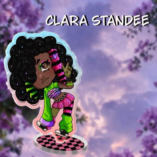 Clara Standee (oc)