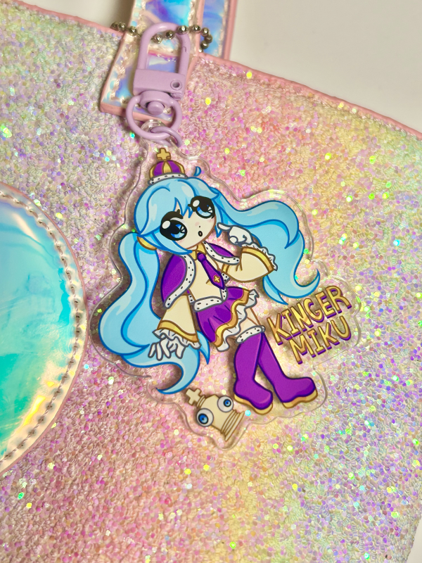 Kinger Miku Acrylic Keychain! 10% OFF