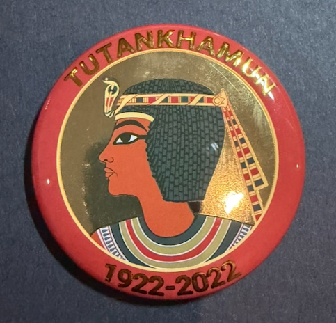 Tutankhamun 100:  Gold Foil Badges